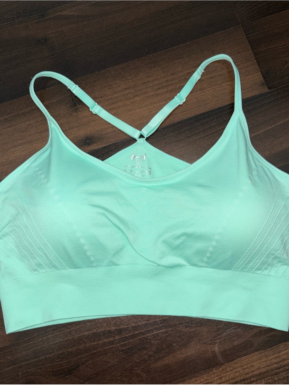 Light Mint Seamless Sports Bra - Adjustable Straps